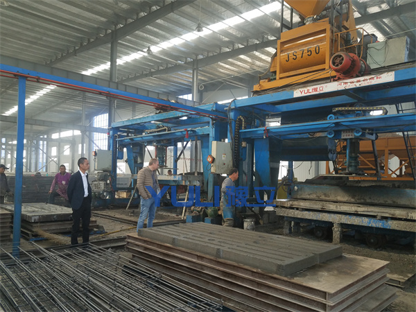 混凝土漏糞板的生產(chǎn)與使用注意事項(xiàng)